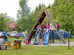 Akátové herní prvky a lanovky<